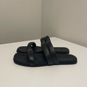 Dolce Vita black side Sandals